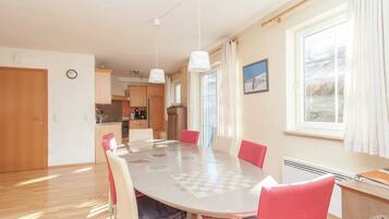 Chalet | Tempat makan