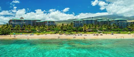 Am Strand, Liegestühle, Strandtücher