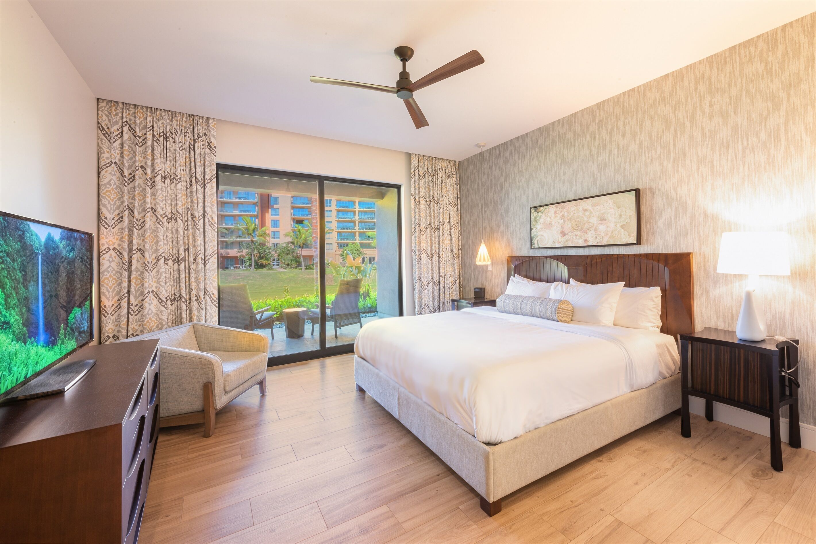 Welcome To 2 Luana Garden Villas 1a &1c Oceanfront Resort Partial Ocean Views - Maui, HI