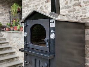 Cottage | Property grounds