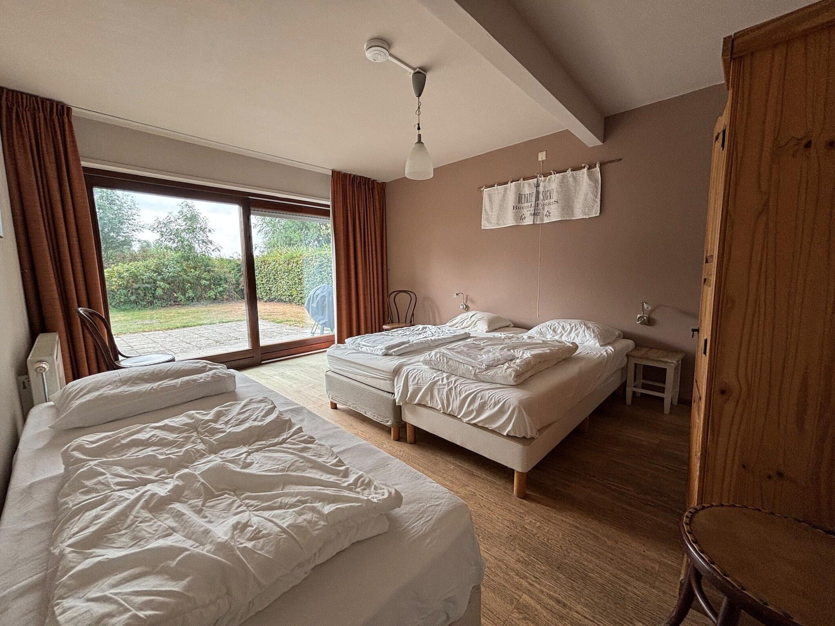 House | 5 bedrooms, individually furnished