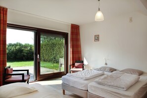 House | 5 bedrooms, individually furnished - Farmhouse Home in Eede (Eede)