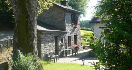 Cottage in Baillamont Near Forest Views