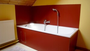 Bathroom - Beautiful Farmhouse in Longchamps With Garden (Bertogne)