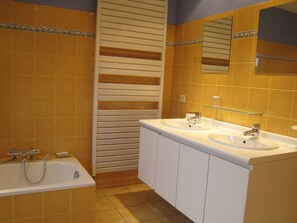 Ferienhaus | Badezimmer | Dusche
