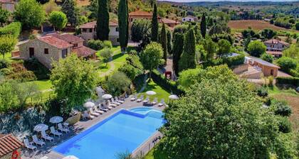 Farmhouse Umbria-tuscany With Pool
