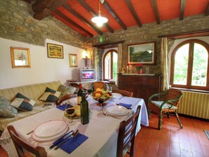 House | Dining