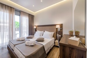 4 Schlafzimmer, Zimmersafe, Bügeleisen/Bügelbrett, WLAN