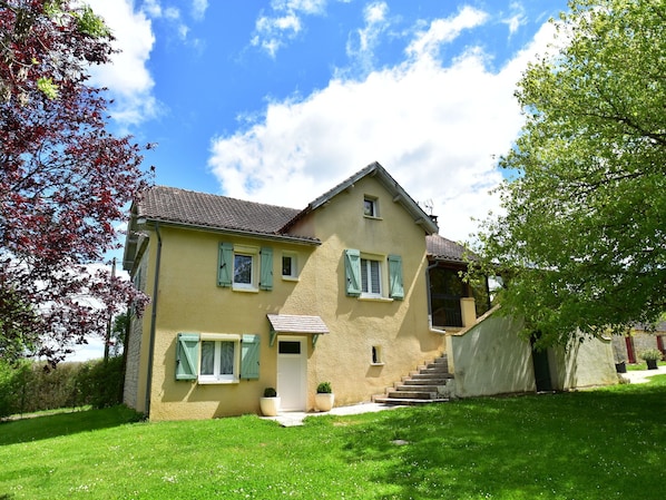 House | Exterior