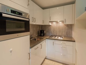 House | Private kitchen | Fridge, microwave, dishwasher, highchair