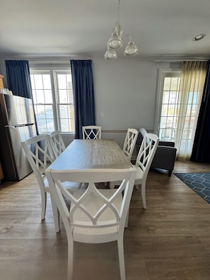 Apartment, 2 Bedrooms | In-room dining - Ebb Tide Suites (Ocean City)