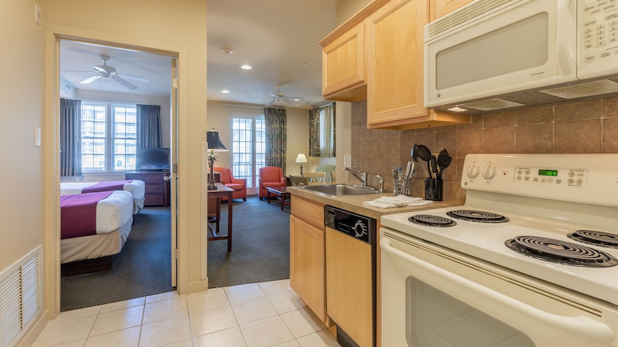 Ebb Tide Suites