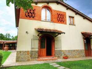 House | Exterior - Tranquil Farmhouse in Bucine (Bucine)