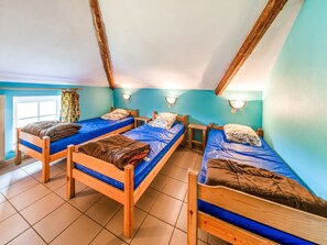 6 bedrooms, individually furnished - Charming Farmhouse in Brisy (Gouvy)