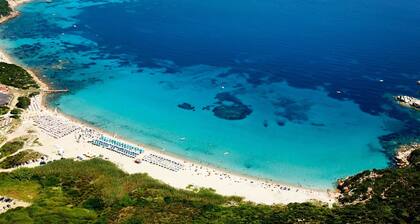 Belvilla by OYO Comfortable Apartment With Pool