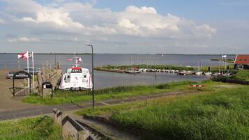 Rumah | Pemandangan dari properti