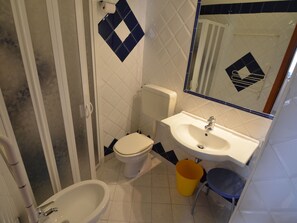 Apartment | Bathroom - Belvilla by OYO Lido Estensi Trilo Doria (Comacchio)
