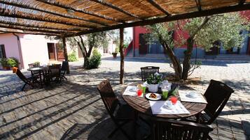 Ristorazione all'aperto