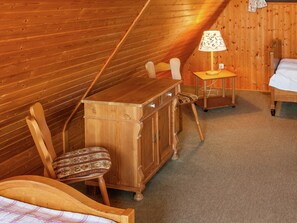 Ferienhaus | 2 Schlafzimmer, individuell eingerichtet, Bettwäsche