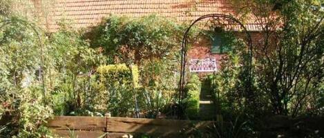 House | Taman