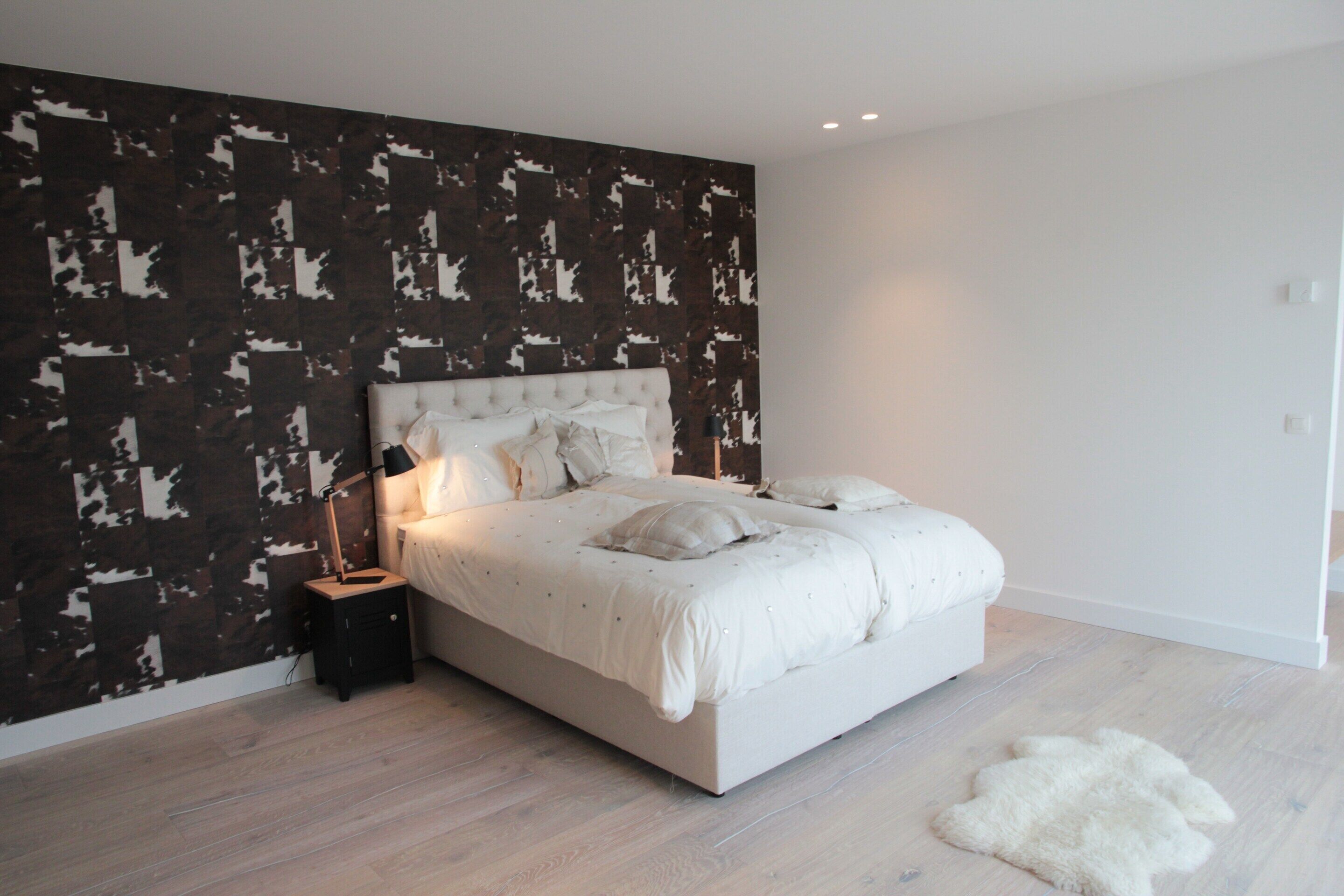 6 bedrooms, individually furnished