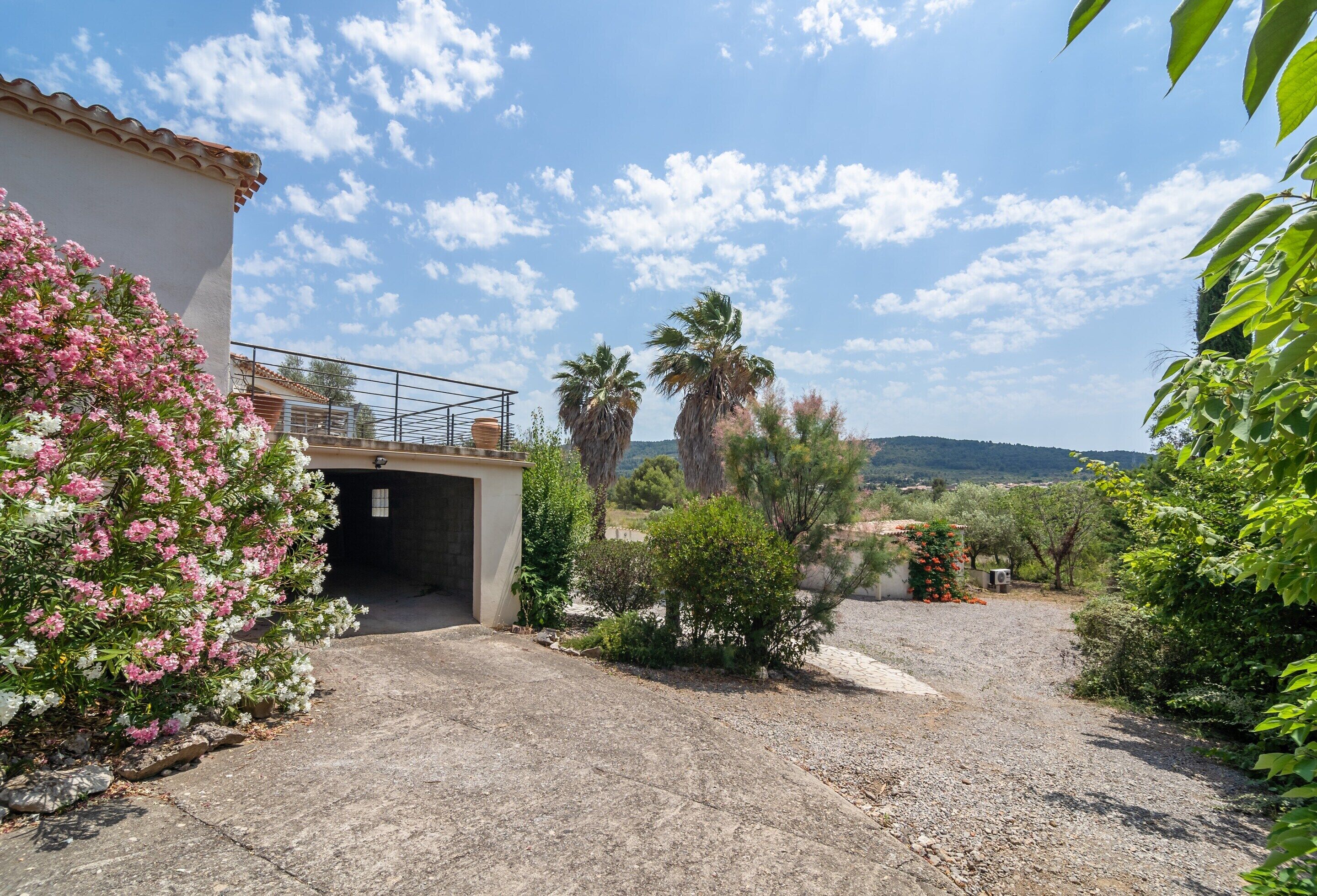 Villa | Bahagian luar