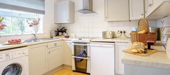 3 bedroom accommodation in New Quay