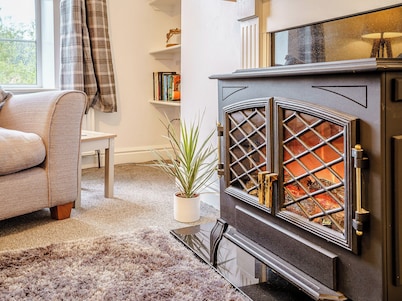 3 bedroom accommodation in New Quay