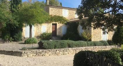 Modern Mansion in Gordes With Swimming Pool