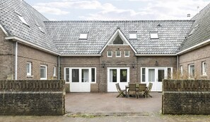 House | Exterior