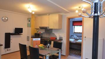 Apartemen | Dapur pribadi | Kursi makan untuk bayi