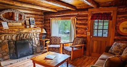Keepin' It Reel - Large Cabin for the Whole Family at Historic Vicker's Ranch - Sleeps 10
