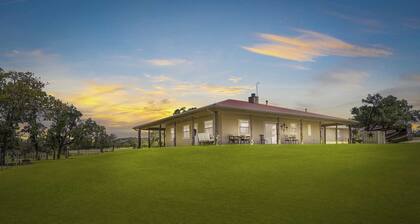 Omie's Ranch Haus in Fredericksburg