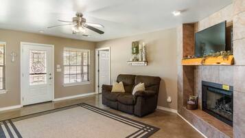 TV, fireplace, DVD player