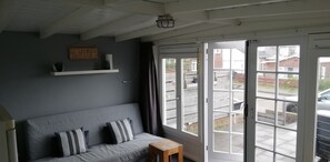 House | Living room - Holiday Home Egmond Near Beach (Egmond aan Zee)
