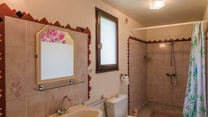 Cottage | Bathroom | Shower - Comfortable Cottage in Champsac Near Forest (Champsac)