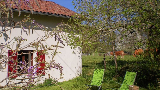 Cottage | Exterior - Comfortable Cottage in Champsac Near Forest (Champsac)