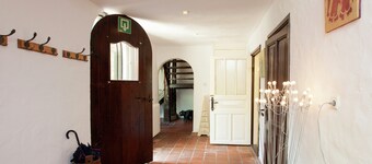 Farmhouse in Sint Joost With Pool & BBQ