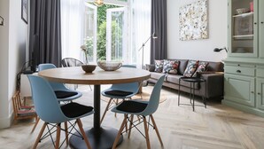 Dining - Chic Holiday Home in Scheveningen With Garden (The Hague)