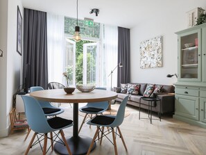 Dining - Chic Holiday Home in Scheveningen With Garden (The Hague)