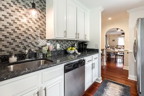 Room, 1 Queen Bed with Sofa bed | Private kitchen