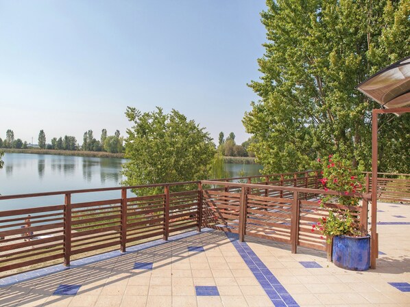 Cottage | View from property - Cozy Cottage in Portomaggiore near Lake (Portomaggiore)