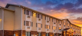 Capital O Amerihost Inn and Suites Kingdom City Hwy 54 MO