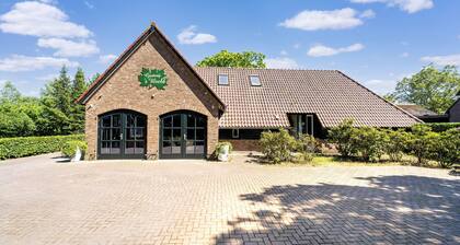 Brabant Mansion for Groups