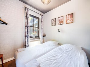 Talo | 9 makuuhuonetta, yksilöllisesti kalustettu, vuodevaatteet