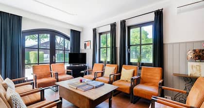 Brabant Mansion for Groups