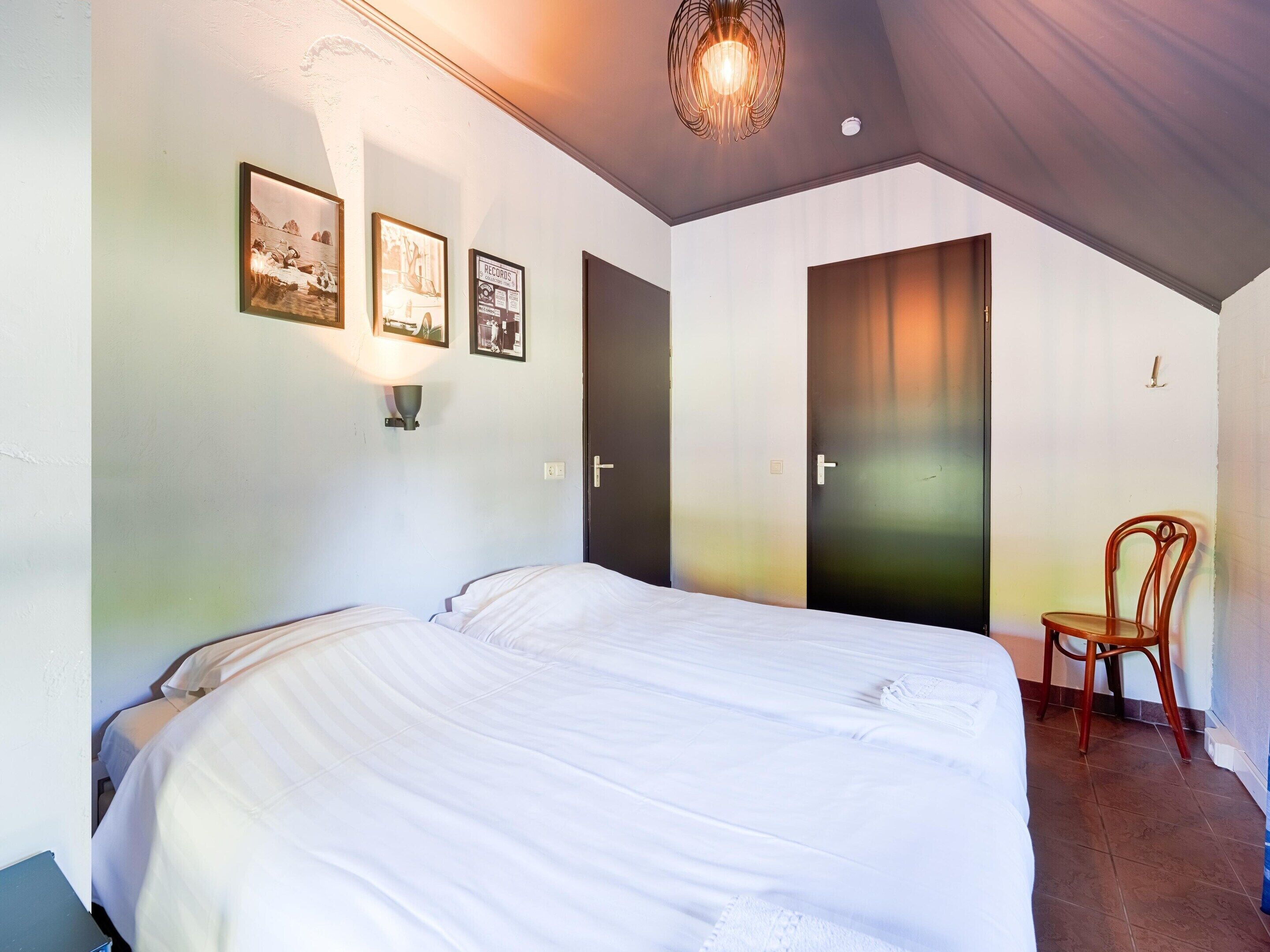 独立别墅 | 9 多间卧室、特色家居、床单