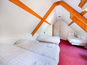 Casa | 9 camere, con arredamento individuale, lenzuola