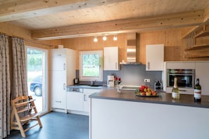 Chalet | Privékeuken | Een kinderstoel