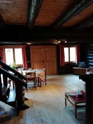 Chalet | Dining - Chalet Near Lake and Pool in Quend-plage (Quend)